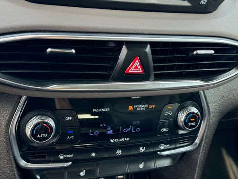 Used 2020 Hyundai Santa Fe SEL image 27