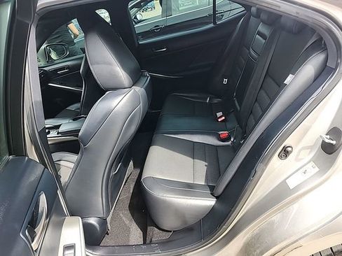 Used 2017 Lexus IS 300 AWD image 6