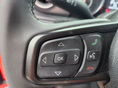 Used 2023 Jeep Gladiator Sport image 12