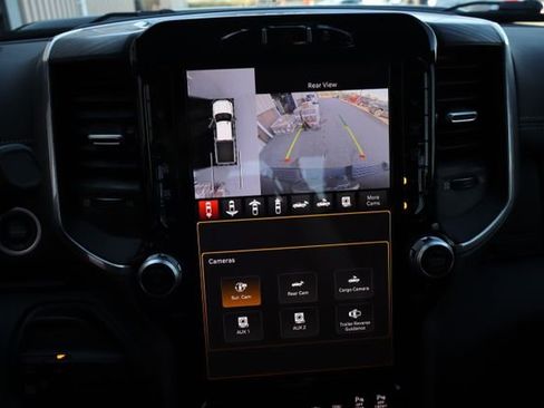 Used 2024 RAM 2500 Laramie w/ Night Edition image 28