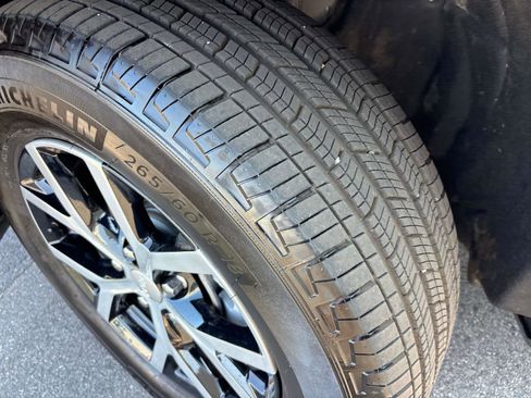 Certified 2024 Jeep Grand Cherokee Limited image 17