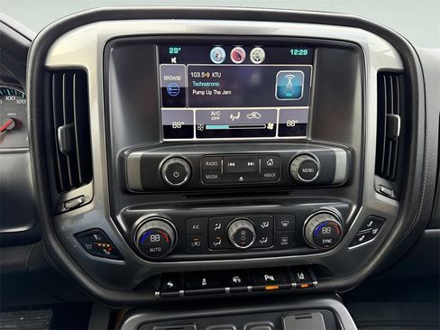 Used 2014 Chevrolet Silverado 1500 LTZ image 22