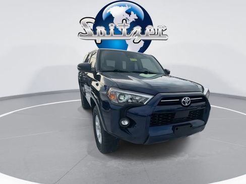 Used 2023 Toyota 4Runner SR5 Premium image 2