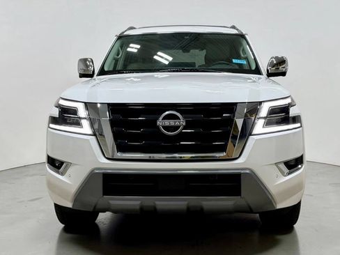 Used 2023 Nissan Armada SL RWD image 11