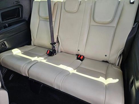 Used 2019 Subaru Ascent Limited image 18