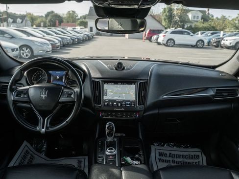 Used 2018 Maserati Levante Sport Utility 4D image 14