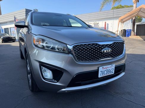 Used 2017 Kia Sorento SX FWD image 10