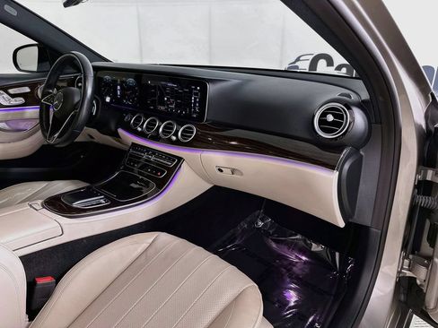 Used 2021 Mercedes-Benz E 350 Sedan w/ Premium Package image 37