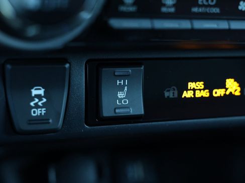 New 2025 Toyota RAV4 XSE image 4