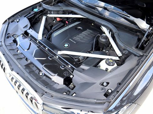 Used 2019 BMW X7 xDrive40i w/ Premium Package image 38