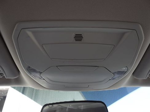 Used 2019 Ford Escape SE FWD image 16