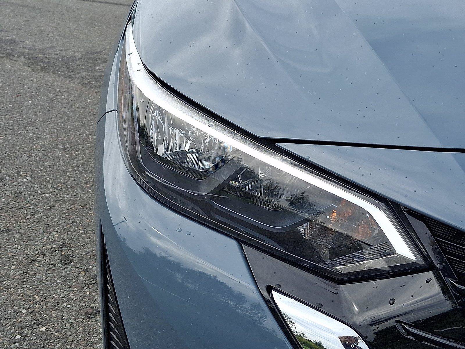 Used 2024 Nissan Sentra SV w/ SV Premium Package FWD image 9