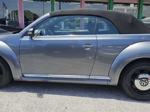 Used 2014 Volkswagen Beetle 1.8T FWD image 2