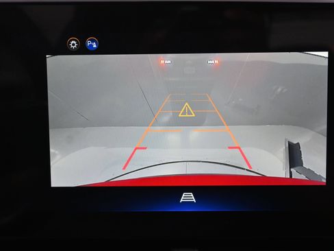 Used 2025 Chevrolet Equinox LT w/ Convenience Package II FWD image 13