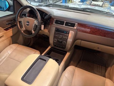 Used 2012 GMC Sierra 1500 SLT w/ SLT Convenience Package AWD/4WD image 18
