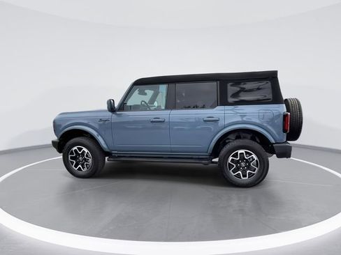 Used 2023 Ford Bronco Outer Banks image 5