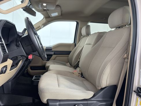 Used 2018 Ford F150 XLT w/ Equipment Group 302A Luxury AWD/4WD image 11