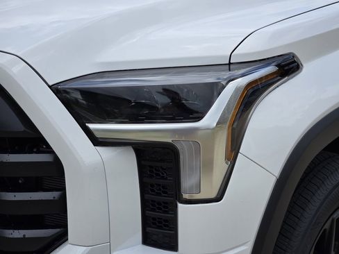 New 2026 Toyota Tundra SR5 AWD/4WD image 5