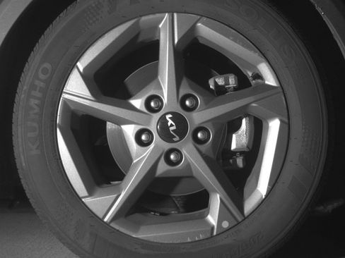 Used 2025 Kia K4 FWD image 13