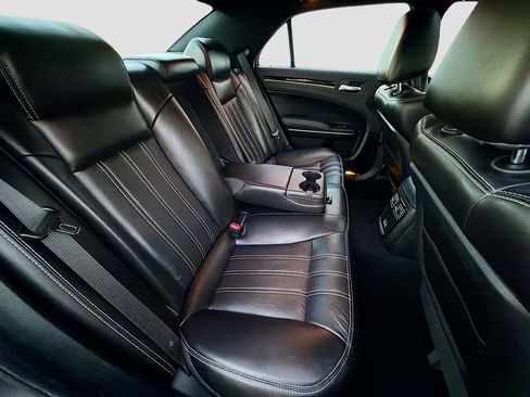 Used 2022 Chrysler 300 S RWD image 28