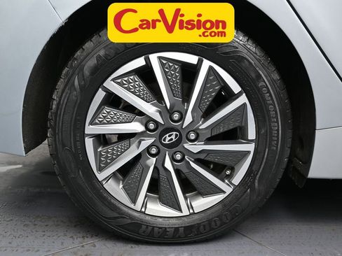 Used 2021 Hyundai Ioniq Limited image 12