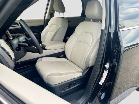 Used 2025 Nissan Pathfinder SL AWD/4WD image 20