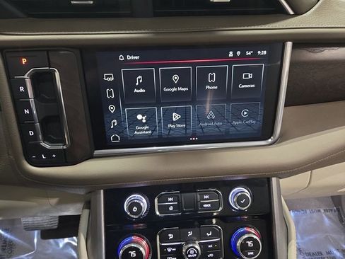 Used 2022 GMC Yukon Denali image 24