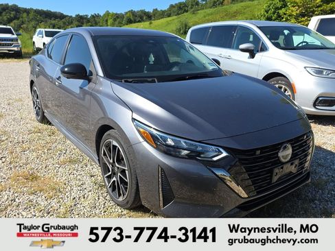 Used 2024 Nissan Sentra SR w/ SR Premium Package FWD image 1