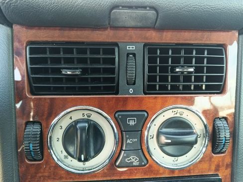 Used 2003 Mercedes-Benz SLK 320 image 9