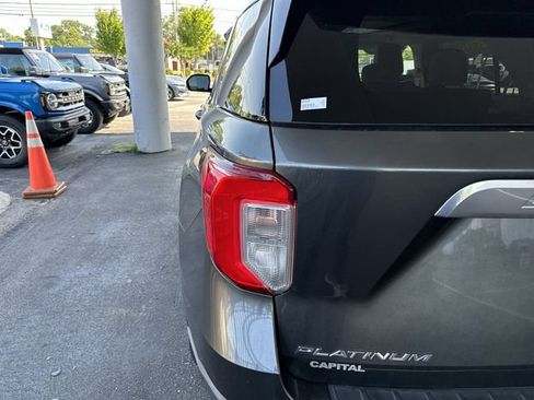 Used 2020 Ford Explorer Platinum w/ Premium Technology Package AWD/4WD image 27