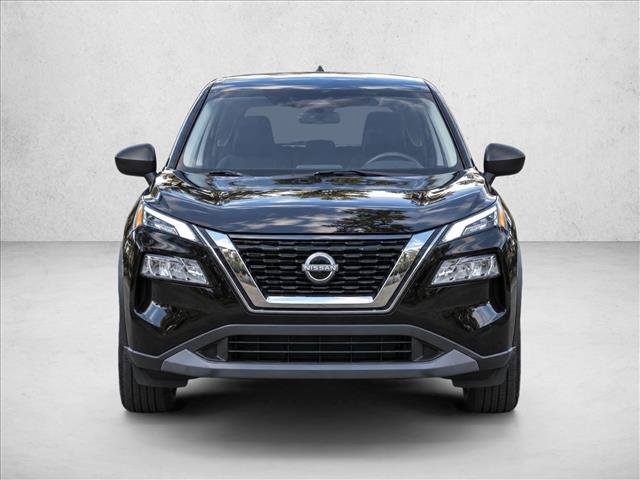 Used 2023 Nissan Rogue S AWD/4WD image 2