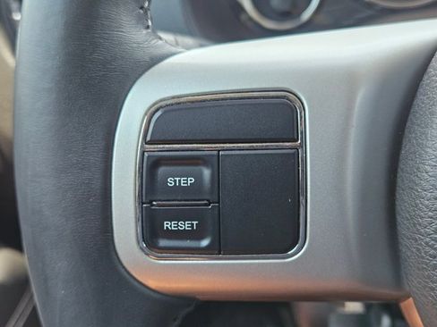 Used 2016 Jeep Compass High Altitude AWD/4WD image 14