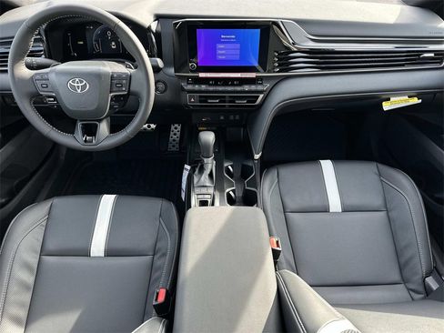 New 2026 Toyota Camry SE image 12