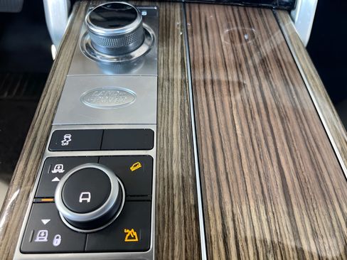 Used 2018 Land Rover Range Rover HSE AWD/4WD image 50