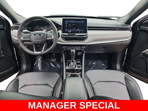 Used 2024 Jeep Compass Limited AWD/4WD image 9