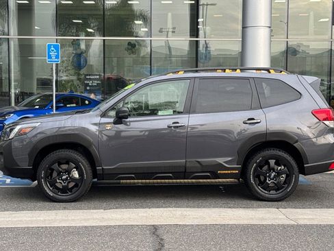 Used 2025 Subaru Forester Wilderness image 9