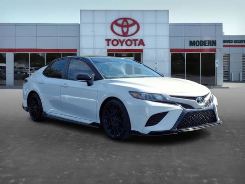 Used 2021 Toyota Camry TRD w/ TRD Package w/JBL Audio image 7