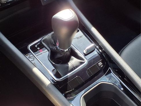 New 2026 Jeep Compass Latitude image 16