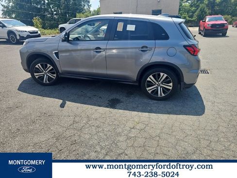 Used 2023 Mitsubishi Outlander Sport SE AWD/4WD image 1