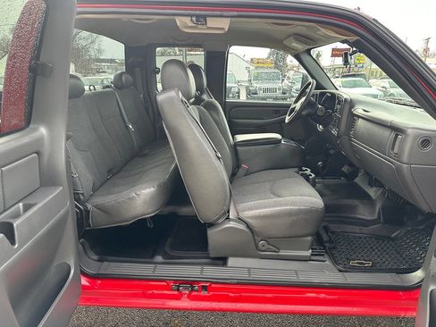 Used 2006 Chevrolet Silverado 1500 W/T image 20