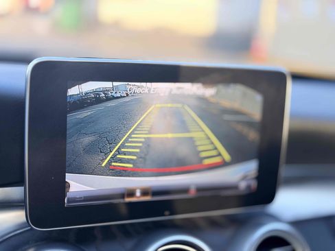 Used 2016 Mercedes-Benz C 300 Sedan image 29