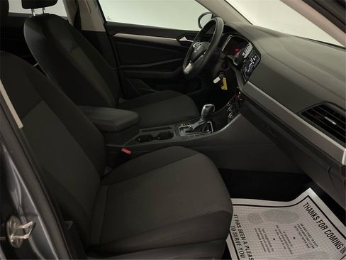 Used 2020 Volkswagen Jetta S image 29
