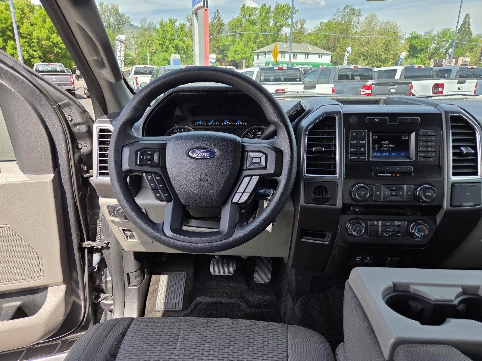 Used 2015 Ford F150 XLT RWD image 16