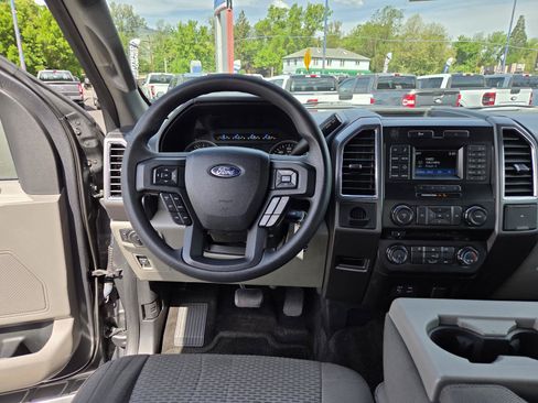 Used 2015 Ford F150 XLT RWD image 16