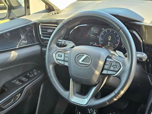 Used 2024 Lexus NX 250 FWD w/ Towing Package (2000 Lbs) image 31