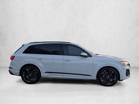 Used 2025 Audi Q7 3.0T Prestige AWD/4WD image 4