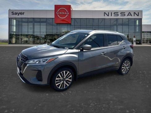 Certified 2023 Nissan Kicks SV FWD image 1