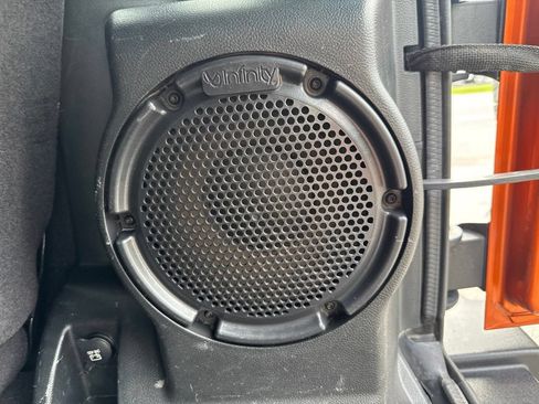 Used 2011 Jeep Wrangler Rubicon w/ PWR Convenience Group AWD/4WD image 23