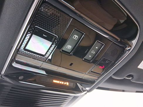 New 2026 Land Rover Range Rover Sport SE image 17