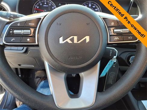 Used 2023 Kia Forte LXS image 12